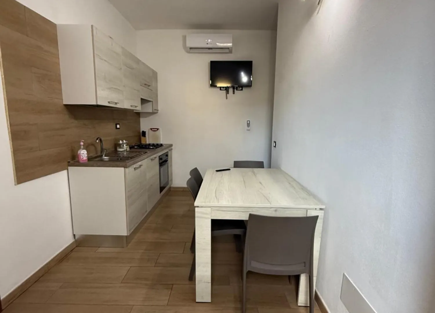 Sara\'S Apartments location