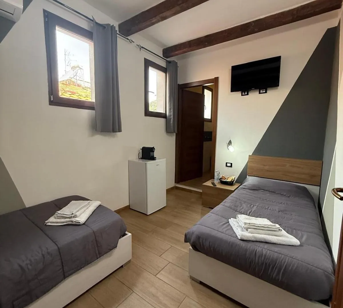 Bed & Breakfast Sara'S Apartments Iglesias